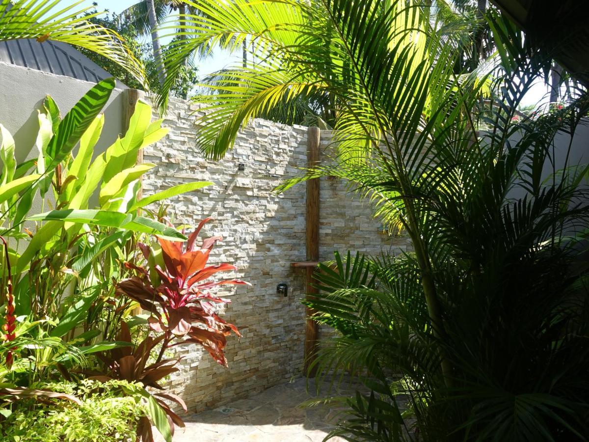 Paradise Cove Resort Naukacuvu Island Bagian luar foto